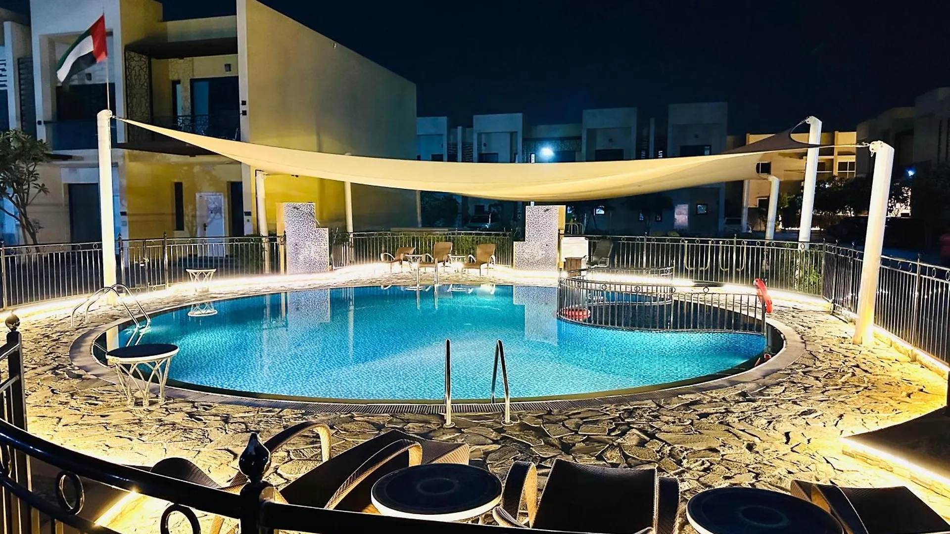 Family-Friendly Villa 1Br With Play Area+Pool. Uae Ντουμπάι